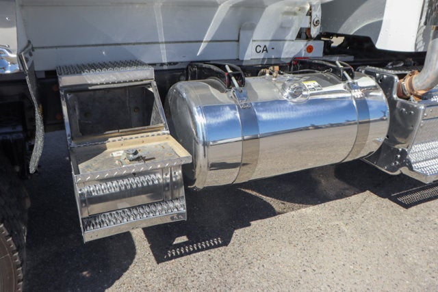 2014 Peterbilt Conventional 338