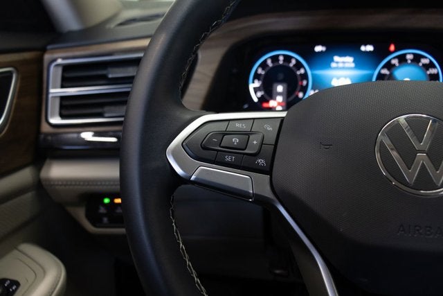 2024 Volkswagen Atlas 2.0T SE