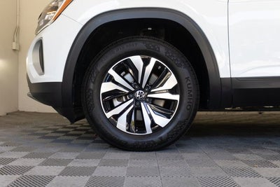 2024 Volkswagen Atlas 2.0T SE