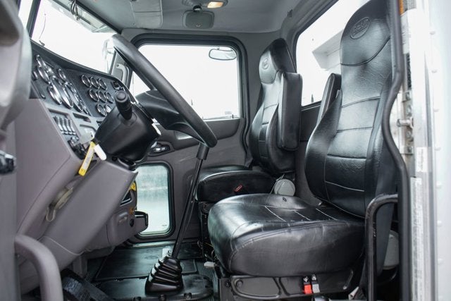 2020 Peterbilt 389 Conventional Base