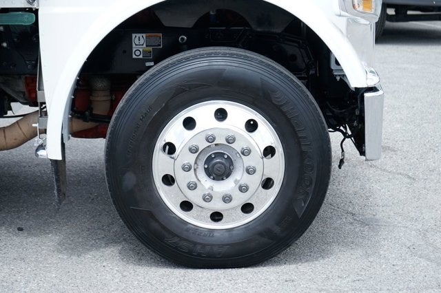 2020 Peterbilt 389 Conventional Base