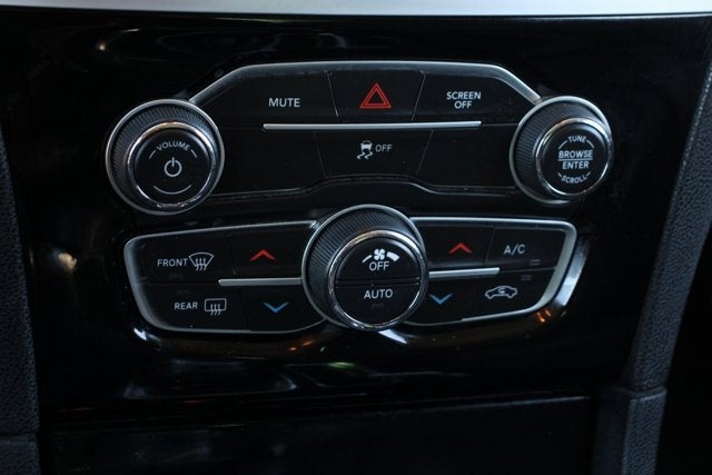 2023 Chrysler 300 Touring