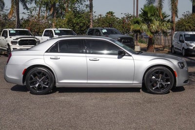 2023 Chrysler 300 Touring