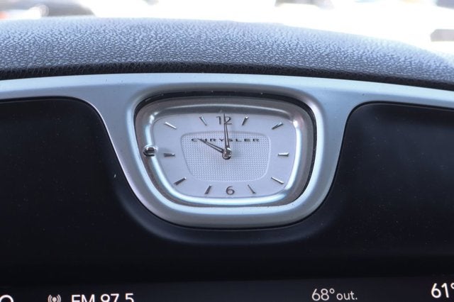 2023 Chrysler 300 Touring