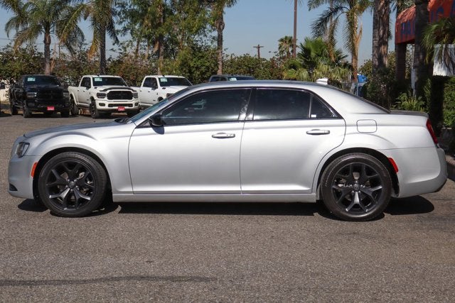 2023 Chrysler 300 Touring