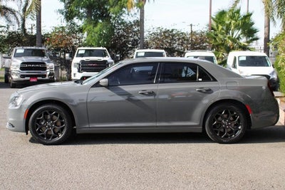 2019 Chrysler 300 S