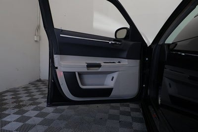 2006 Chrysler 300 SRT8