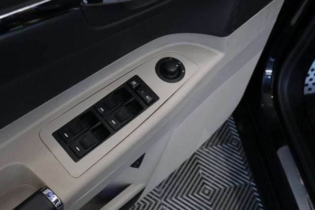 2006 Chrysler 300 SRT8