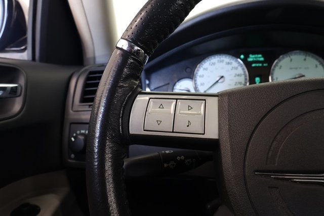 2006 Chrysler 300 SRT8