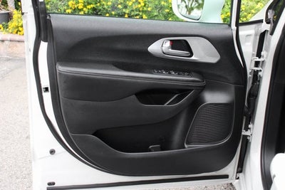 2021 Chrysler Pacifica Touring