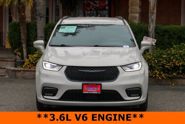 2021 Chrysler Pacifica Touring