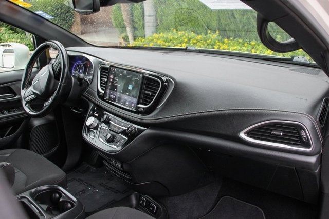 2021 Chrysler Pacifica Touring