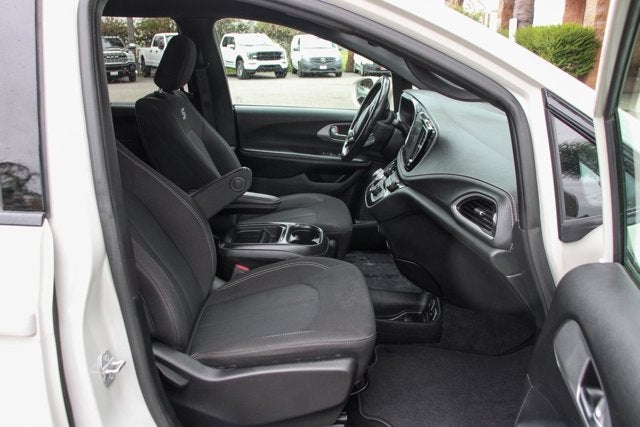 2021 Chrysler Pacifica Touring