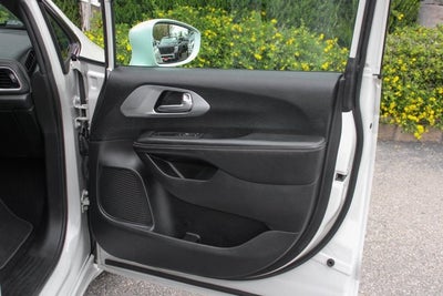 2021 Chrysler Pacifica Touring