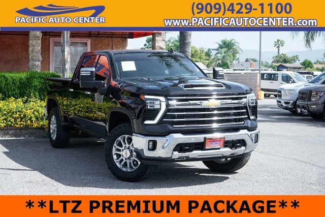 2024 Chevrolet Silverado HD LTZ 4WD Crew Cab Standard Box's photo