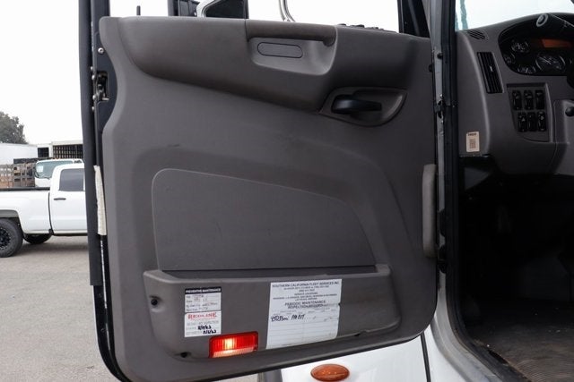 2020 Peterbilt Conventional 348