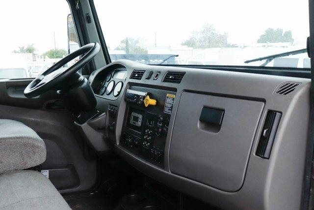 2020 Peterbilt Conventional 348