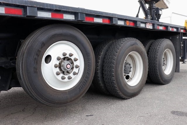 2020 Peterbilt Conventional 348