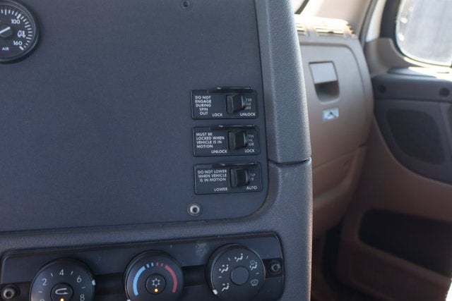 2015 Freightliner Cascadia 125