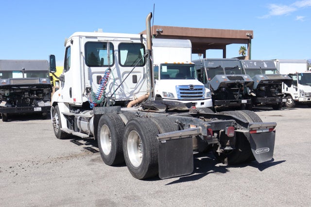 2015 Freightliner Cascadia 125