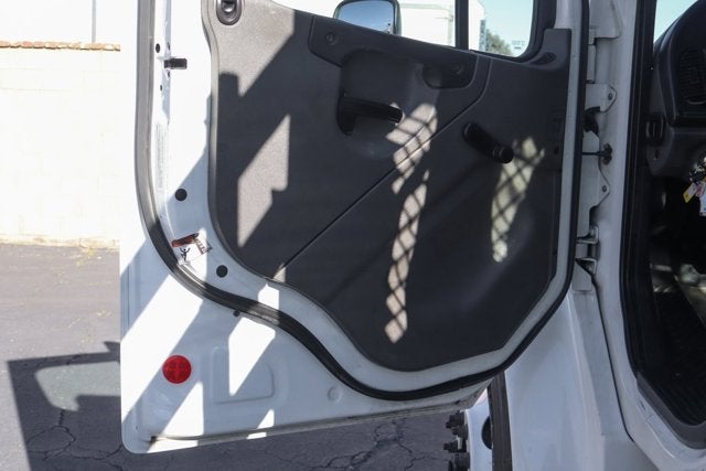 2019 Freightliner M2 106 MD