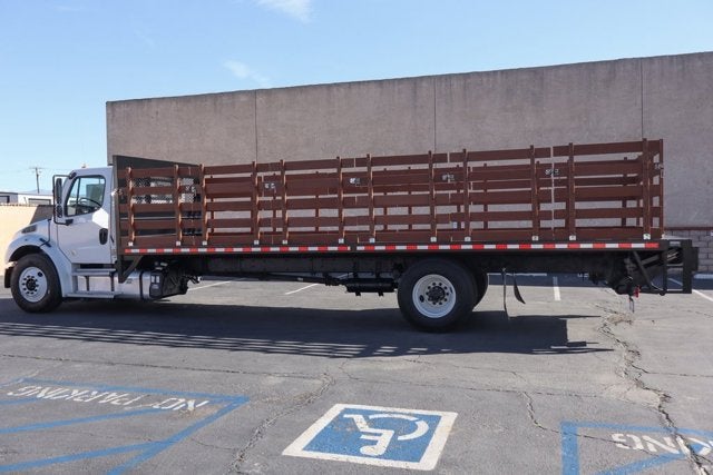 2019 Freightliner M2 106 MD