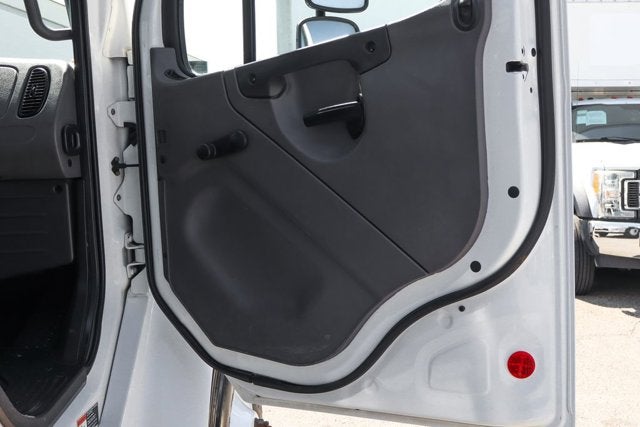 2019 Freightliner M2 106 MD