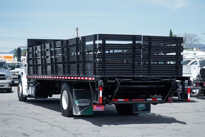 2019 Freightliner M2 106 MD