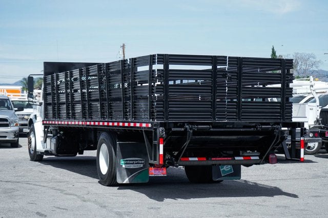 2019 Freightliner M2 106 MD