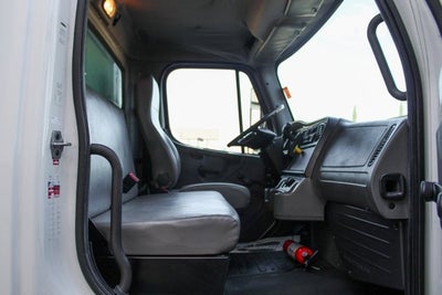 2019 Freightliner M2 106
