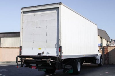 2019 Freightliner M2 106