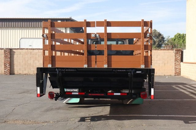 2019 Freightliner M2 106 MD