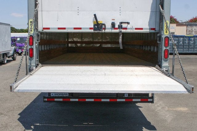 2020 Freightliner M2 106