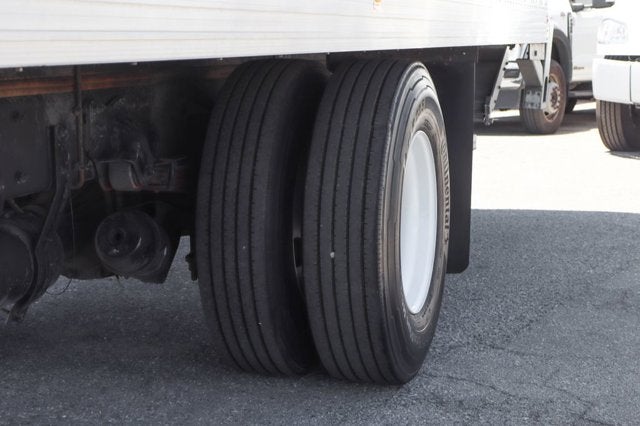 2023 Freightliner M2 106