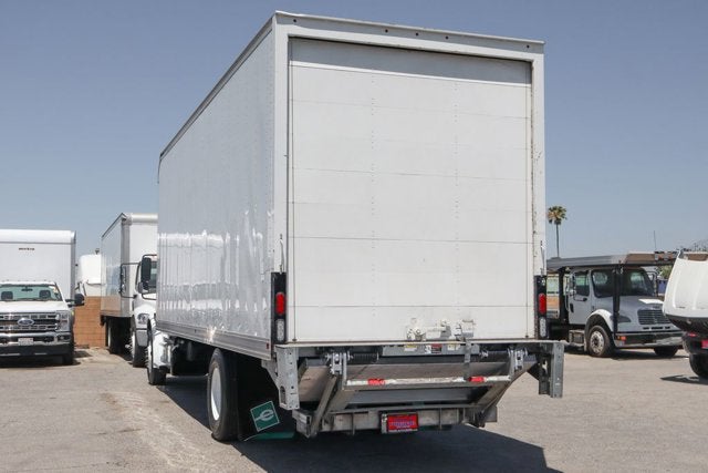 2023 Freightliner M2 106