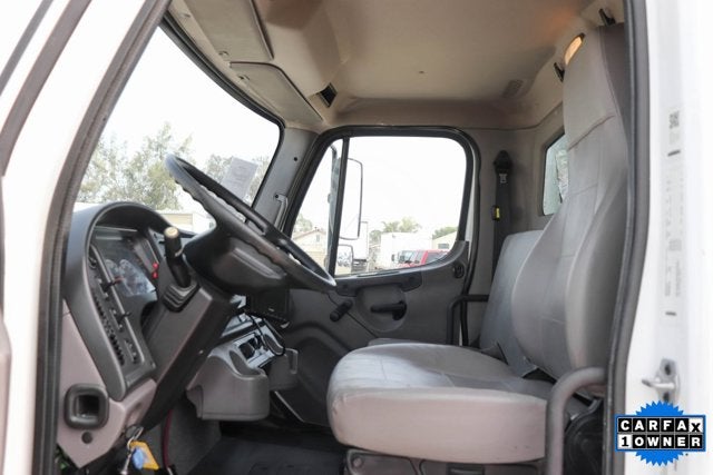 2018 Freightliner M2 106