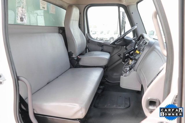 2018 Freightliner M2 106