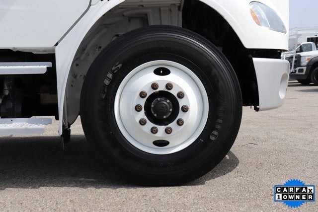 2018 Freightliner M2 106