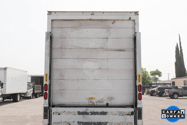 2018 Freightliner M2 106