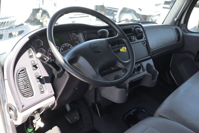 2020 Freightliner M2 106