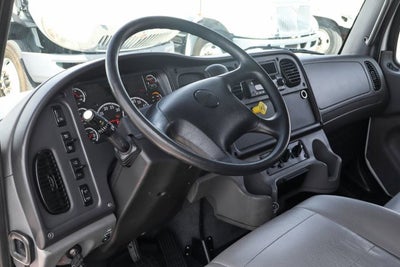 2022 Freightliner M2 106