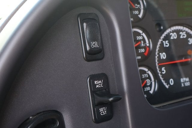 2022 Freightliner M2 106