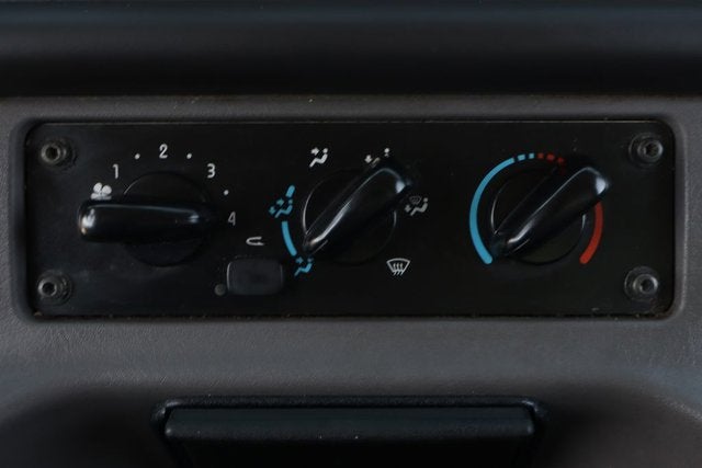 2022 Freightliner M2 106