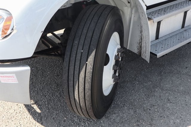 2022 Freightliner M2 106