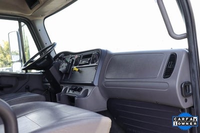 2018 Freightliner M2 106
