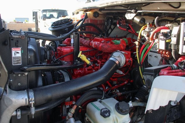 2015 Freightliner M2 106