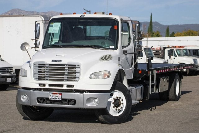 2015 Freightliner M2 106