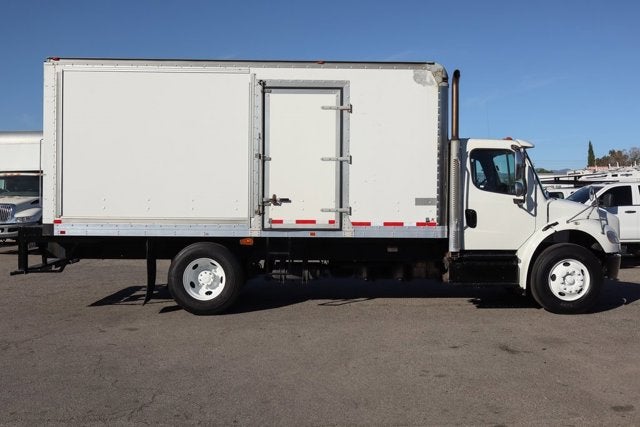2014 Freightliner M2 106 MD