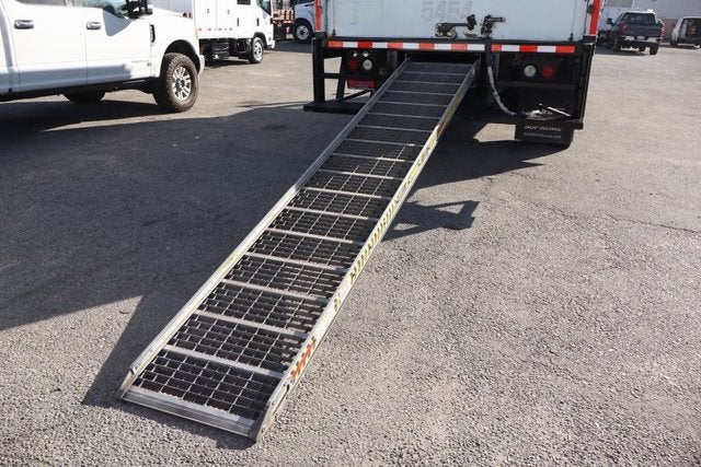 2014 Freightliner M2 106 MD