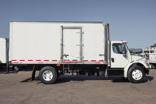 2014 Freightliner M2 106 MD